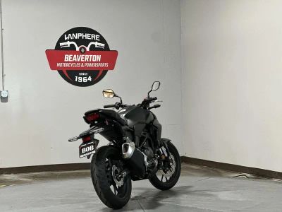2026 Honda CB300R - Photo 3