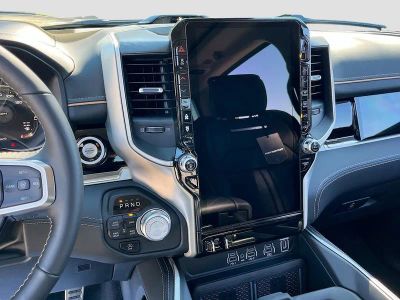 2026 Ram 1500 — photo 13 view