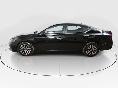 2023 Nissan Altima — interior view