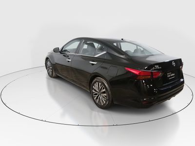 2023 Nissan Altima — detail view