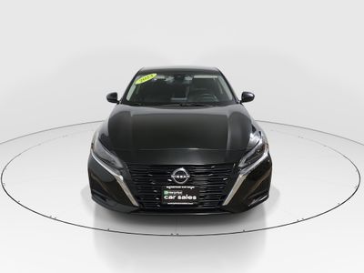 2023 Nissan Altima — side profile view
