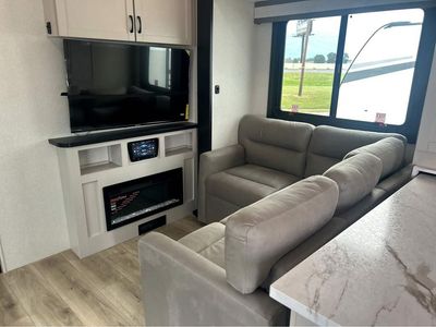 2026 Jayco Seismic - Photo 9