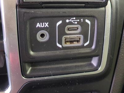 2021 Jeep Gladiator - Photo 23