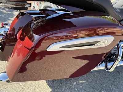 2025 Indian Motorcycle Pursuit Limited Maroon Metallic - Photo 13