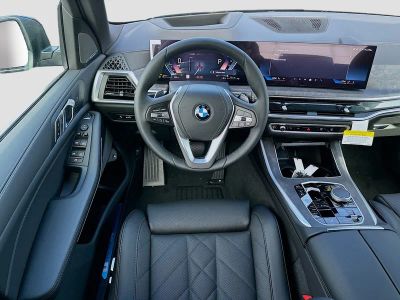 2026 BMW X5 — photo 17 view