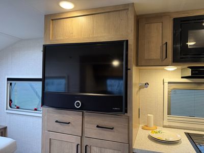 2023 Ember RV Overland - Photo 13
