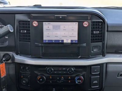 2025 Ford F-250SD — photo 16 view