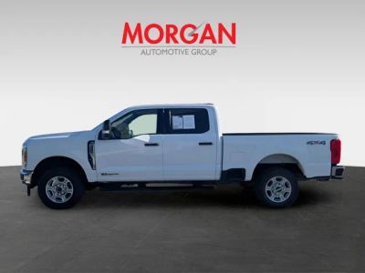 2025 Ford F-250SD — engine compartment view