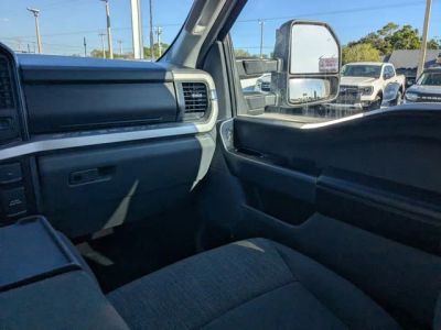 2025 Ford F-250SD — photo 15 view