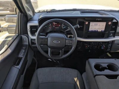 2025 Ford F-250SD — photo 14 view