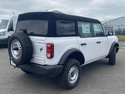 2025 Ford Bronco - Photo 3