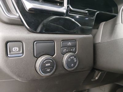 2025 Chevrolet Silverado 1500 - Photo 13