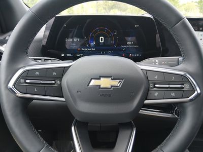 2025 Chevrolet Equinox - Photo 13