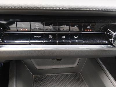 2025 Chevrolet Equinox - Photo 18