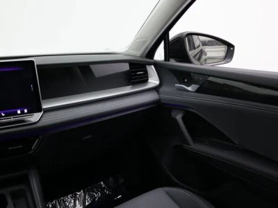 2026 Volkswagen Tiguan — photo 25 view