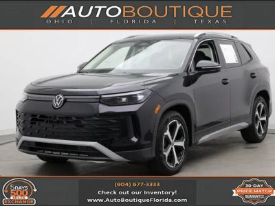 2026 Volkswagen Tiguan SE in Gray — front three-quarter view