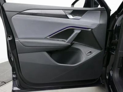 2026 Volkswagen Tiguan — photo 8 view