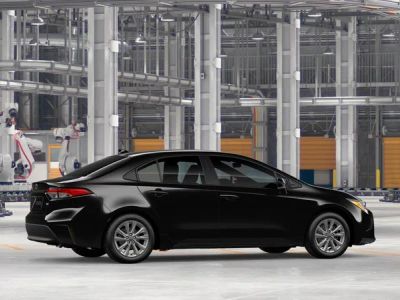 2026 Toyota Corolla - Photo 13