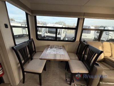 2025 Coachmen RV Brookstone - Photo 13