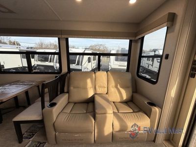 2025 Coachmen RV Brookstone - Photo 12