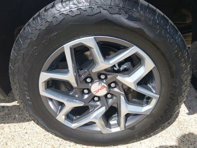 2024 GMC Sierra 1500 — photo 10 view