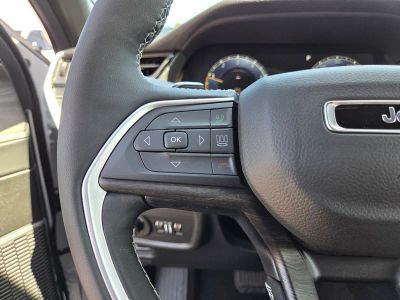 2026 Jeep Grand Cherokee — photo 17 view