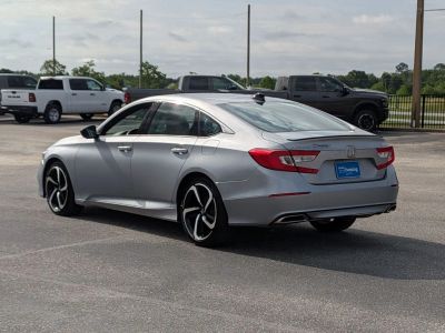 2022 Honda Accord - Photo 3
