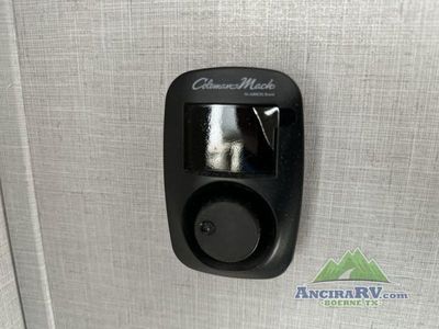 2025 Forest River RV Wildwood X-Lite - Photo 14