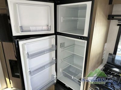 2025 Forest River RV Wildwood X-Lite - Photo 10