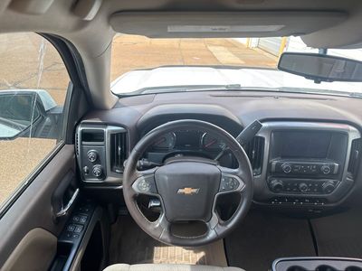 2015 Chevrolet Silverado 1500 - Photo 2