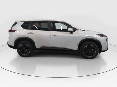 2024 Nissan Rogue - Photo 8