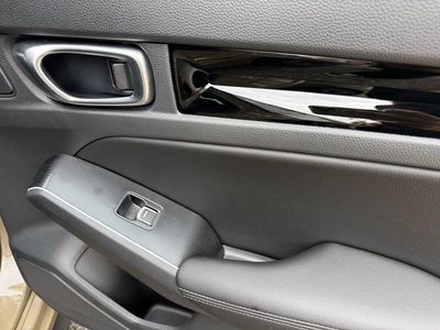 2026 Honda Civic Hybrid - Photo 39