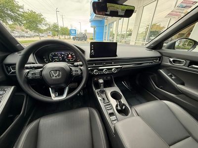 2026 Honda Civic Hybrid - Photo 7