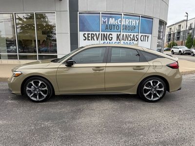 2026 Honda Civic Hybrid - Photo 2