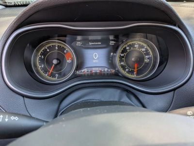 2023 Jeep Cherokee - Photo 13