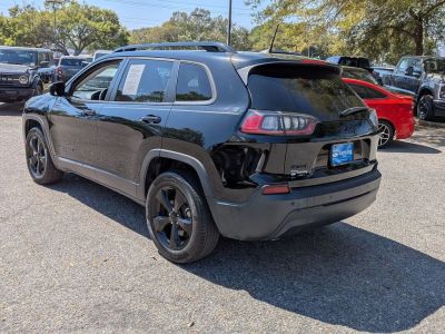2023 Jeep Cherokee - Photo 2