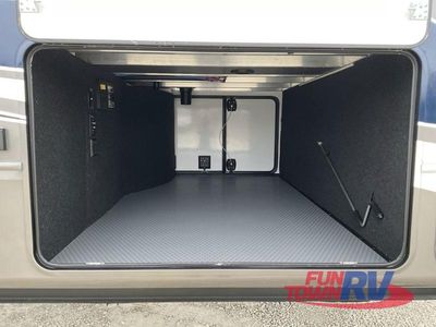 2025 Keystone RV Montana - Photo 11
