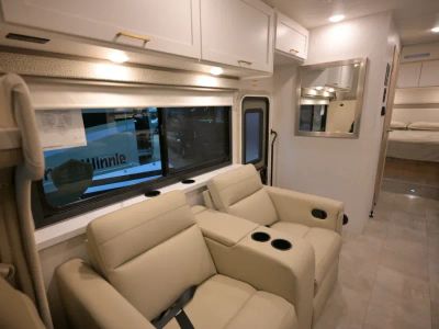 2027 Thor Motor Coach CHATEAU — photo 17 view