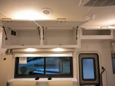 2027 Thor Motor Coach CHATEAU — photo 19 view