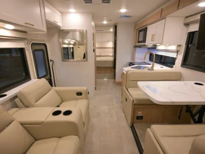 2027 Thor Motor Coach CHATEAU — detail view