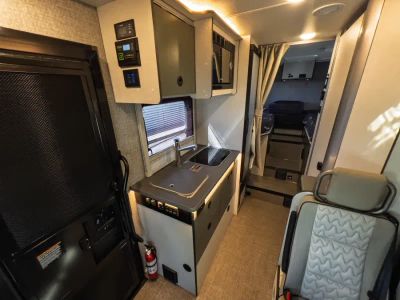 2027 Winnebago EKKO — photo 8 view
