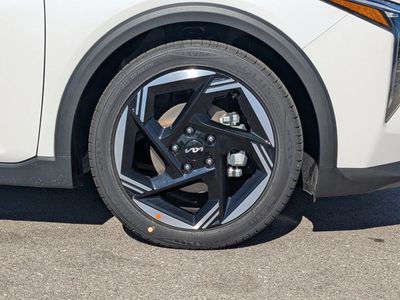 2025 Kia K4 - Photo 13