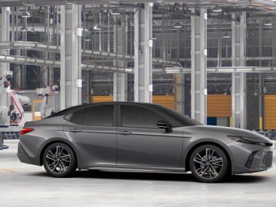 2026 Toyota Camry - Photo 15