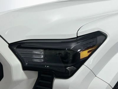 2025 Toyota Tacoma — photo 9 view
