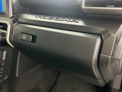 2025 Toyota Tacoma — photo 31 view