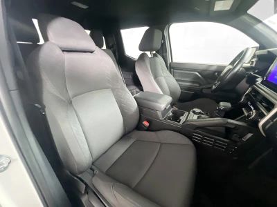 2025 Toyota Tacoma — photo 27 view