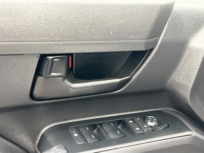 2025 Toyota Tacoma — photo 14 view