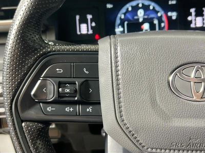 2025 Toyota Tacoma — photo 16 view