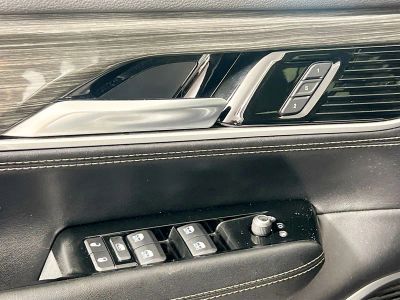 2022 Jeep Wagoneer — photo 14 view
