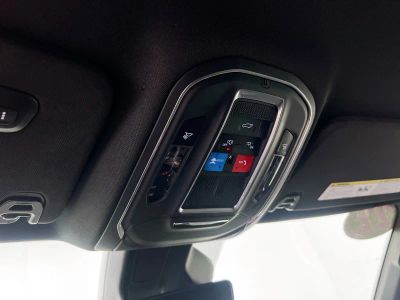 2022 Jeep Wagoneer — photo 18 view